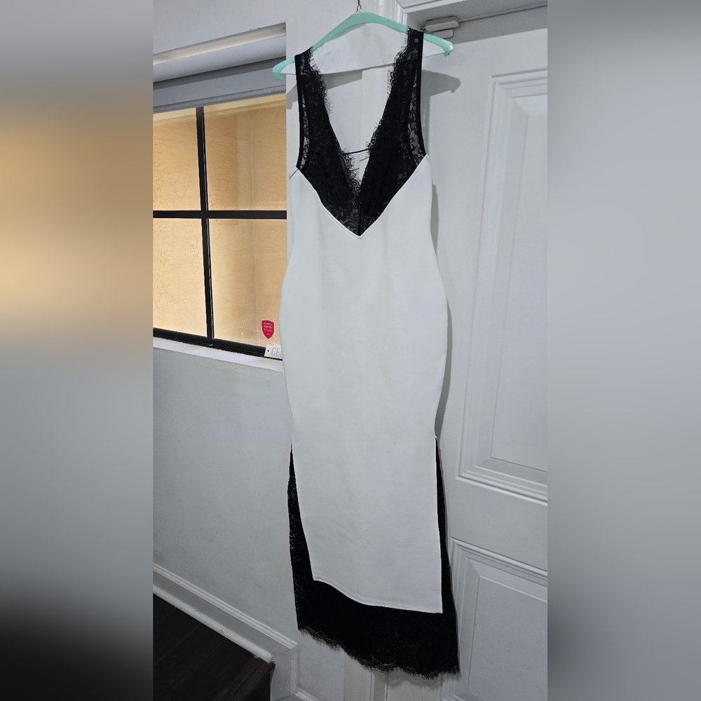 Gunnhild Lace Deep V Maxi Dress by Bella Barnett - Picture 7 of 9